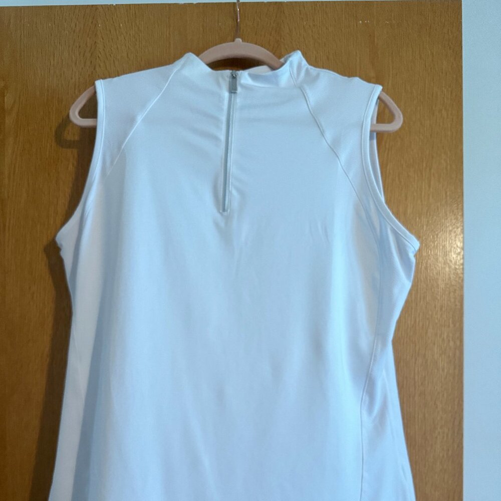 TAIL WHITE SLEEVELESS GOLF SHIRT EUC SZ XL